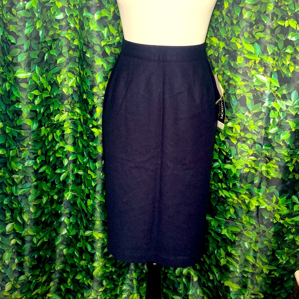 Sag Harbor Navy Blue Wool Skirt